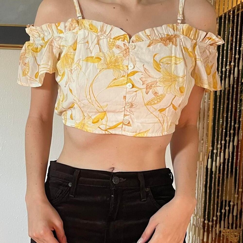 Band of Gypsies Yellow Floral Off the Shoulder Crop Top Size S Cottagecore
